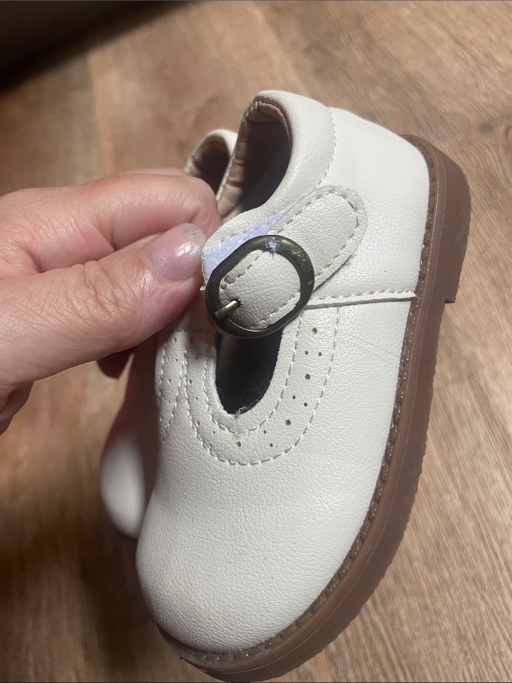 MG Baby T-Strap Faux Leather Brogue Detail Size 22 Mary Jane Shoes - Picture 5 of 8